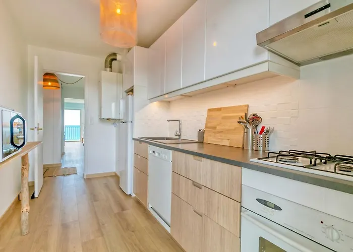 Vue Sur Hydra Apartment *