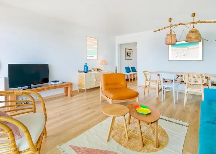 Vue Sur Hydra Apartment *