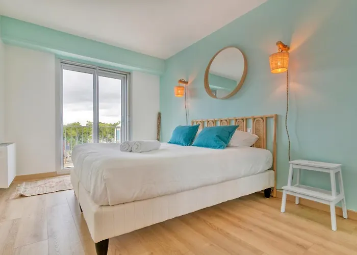 Vue Sur Hydra Apartment *